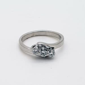Re-make 3 stone diamond ring in white gold
